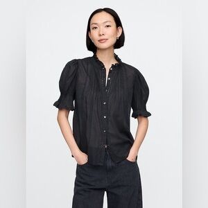 GAP Pintuck Ruffle Top in Large Petite